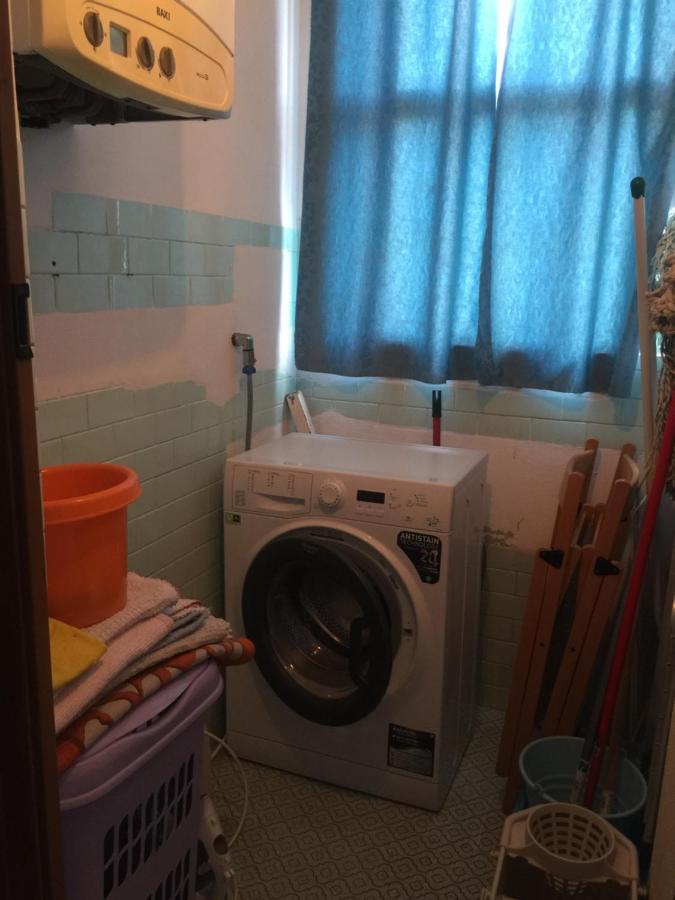 La Casa Di Clara Ombrellone Con 2 Lettini Al Lido San Giuliano Gratis E Parcheggio Privato Gratis Apartment Римини Екстериор снимка